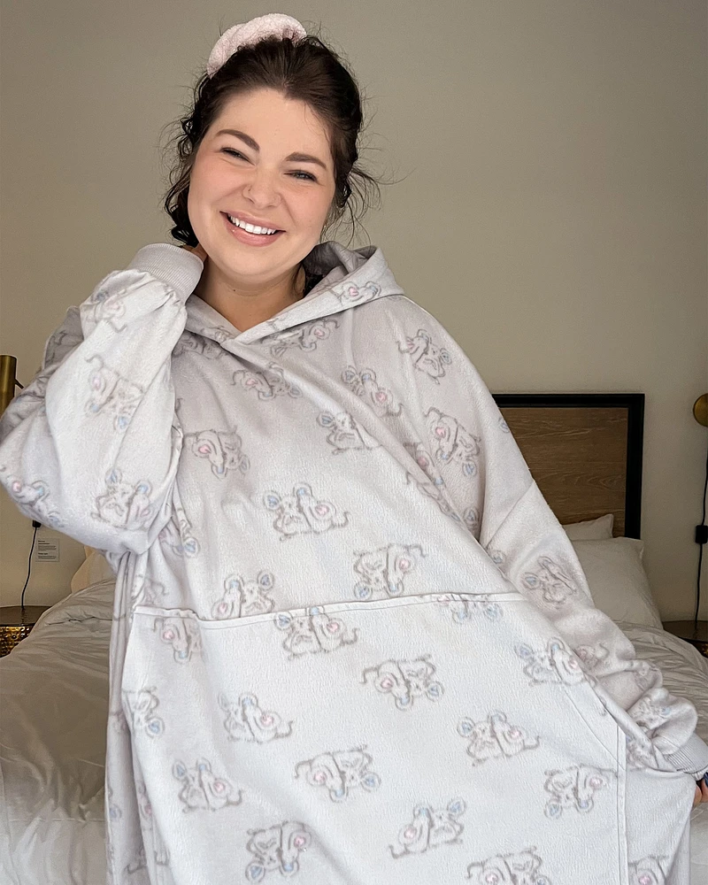 Chandail à capuchon surdimensionné en peluche douce