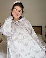 Chandail à capuchon surdimensionné en peluche douce