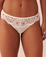 Culotte tanga dentelle