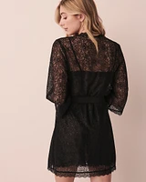 Kimono en dentelle ajourée