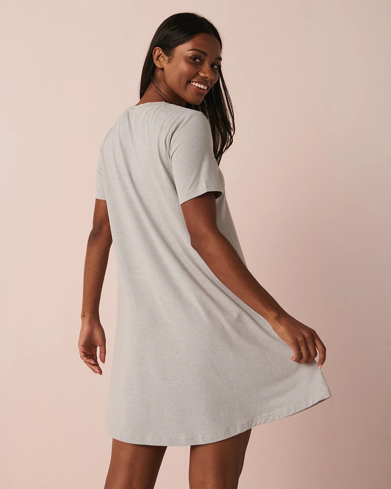Chemise de nuit mi-longue ultra douce