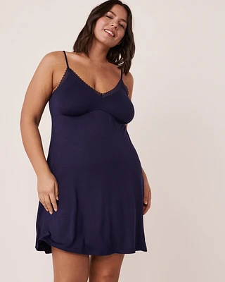 Nuisette bordure de dentelle en jersey doux