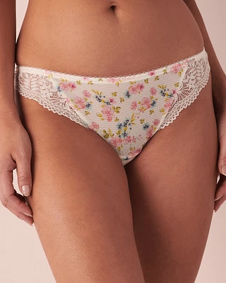 Culotte tanga résille imprimée et détail de dentelle