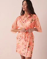 Kimono détail de dentelle en fibres recyclées