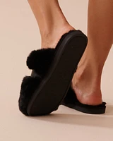 Faux Fur Crossed Slippers