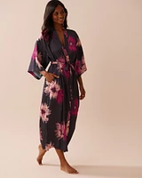 Kimono long en satin à imprimé floral