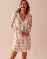 Chemise de nuit manches longues ultra douce à carreaux roses