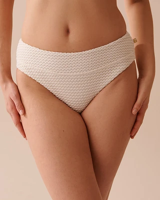 Bas de bikini cheeky coupe échancrée en crochet COCONUT MILK