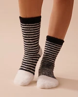 2 Pairs of Soft Plush Socks