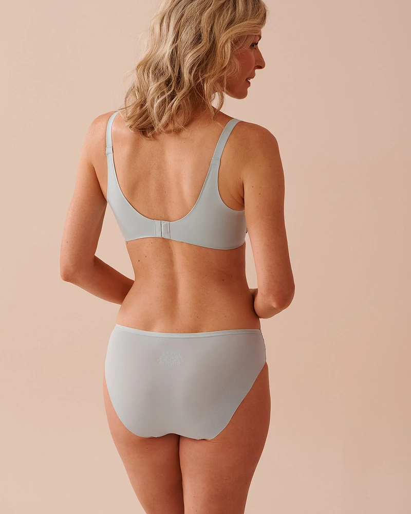 Soutien-gorge doublure légère dos lisse en résille florale