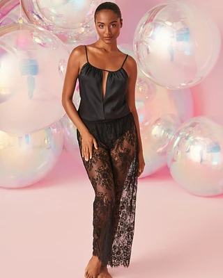 Pantalon en dentelle transparente