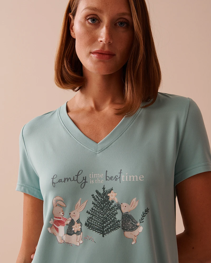 Rabbit Print Super Soft V-neck T-shirt