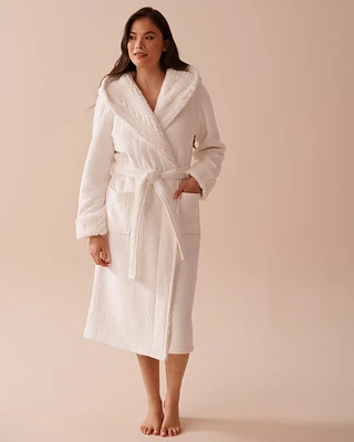 Robe de chambre luxueuse à capuchon