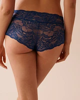 Culotte garçonne en dentelle