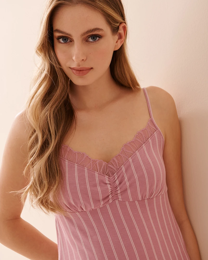 Camisole bordure de dentelle en jersey doux