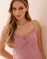 Camisole bordure de dentelle en jersey doux