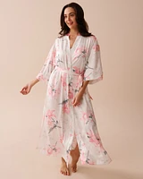Kimono long en satin à fleurs roses