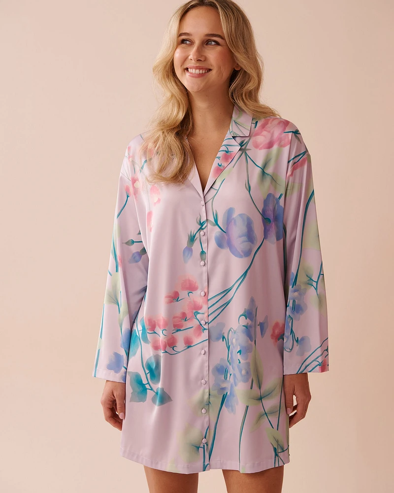 Chemise de nuit manches longues en satin à imprimé floral