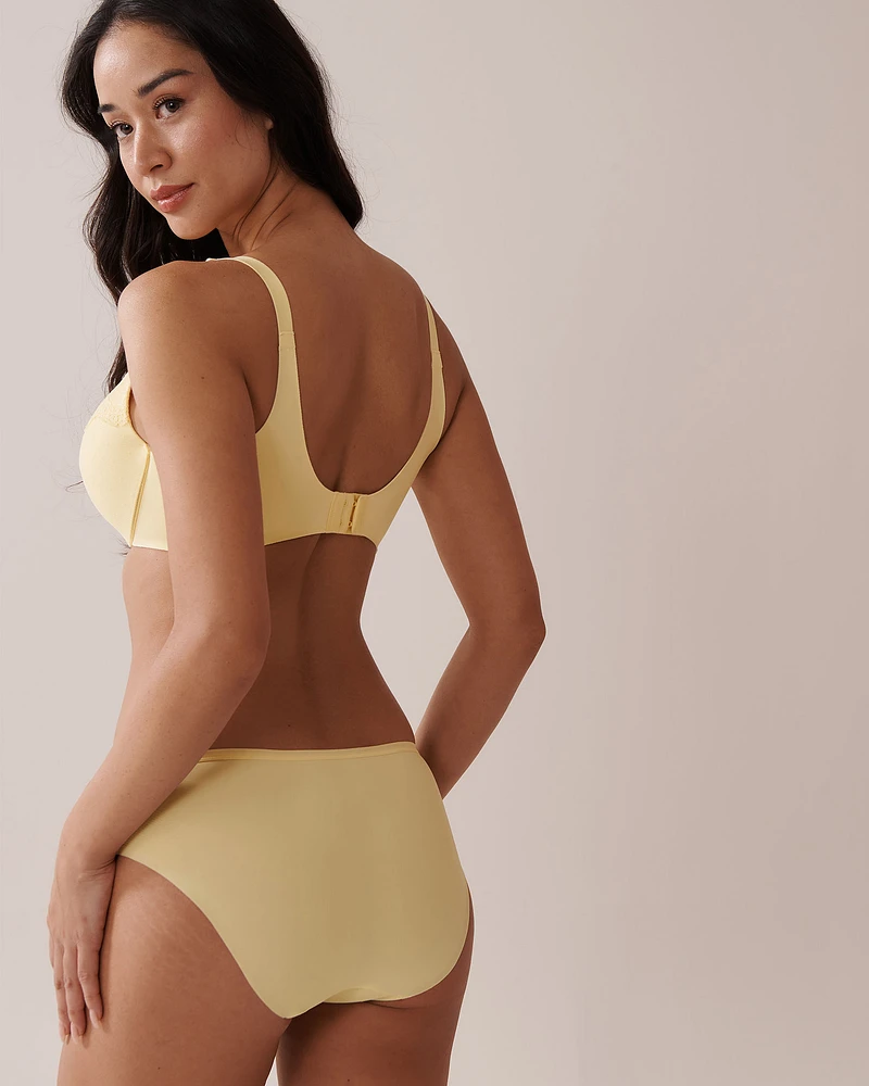 Soutien-gorge doublure légère dos lisse