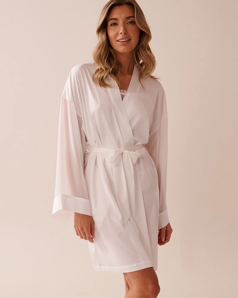 Kimono en satin et chiffon