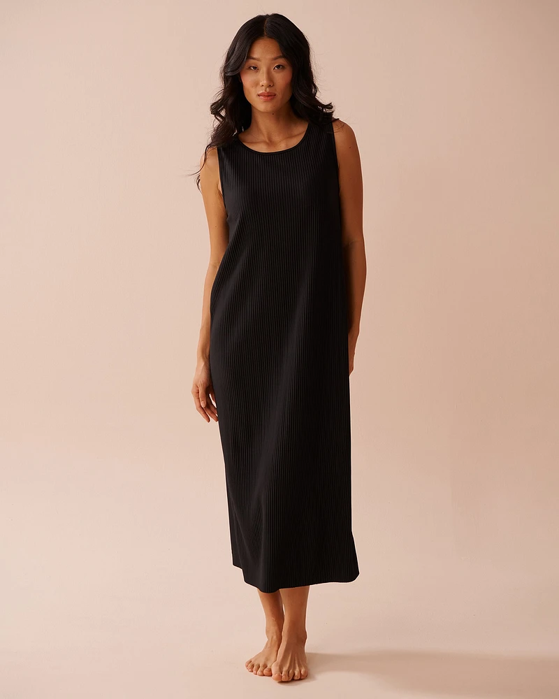 Pleated Effect Long Sleeveless Dress