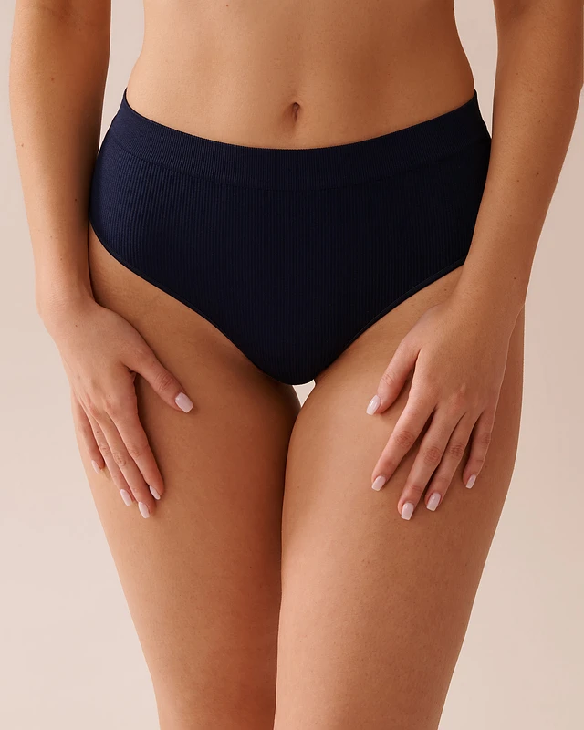 Seamless Fabric Ribbed High Waist Thong Panty