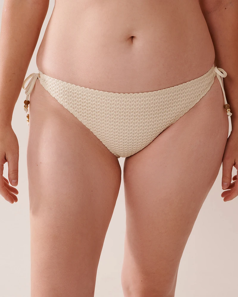 Bas de bikini brésilien noué aux hanches en crochet COCONUT MILK