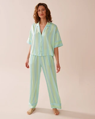 Ensemble pyjama rayé manches courtes en satin