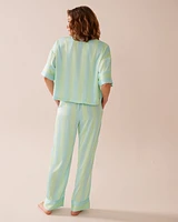Ensemble pyjama rayé manches courtes en satin