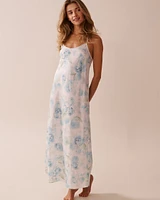 Nuisette longue en satin imprimé roses bleues