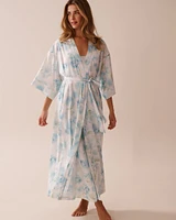 Kimono long en satin imprimé roses bleues