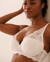 Soutien-gorge push-up décolleté plongeant
