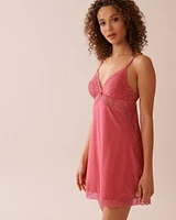 Nuisette en microfibre et dentelle