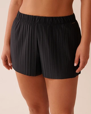 Short léger à effet pliss