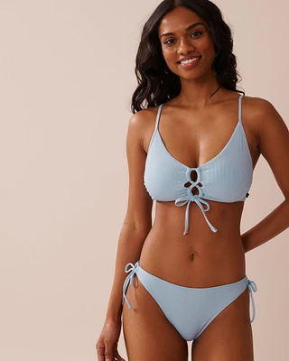 Haut de bikini bralette côtelé détails croisés BABY BLUE