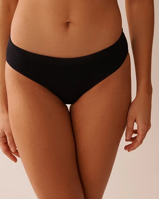 Seamless Fabric Ribbed Bikini Panty