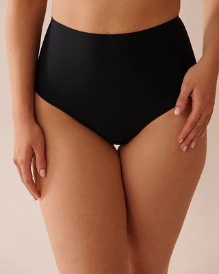 Culotte tanga taille haute maintien modéré en microfibre