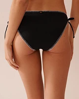 Bas de bikini brésilien noué aux hanches SOLID