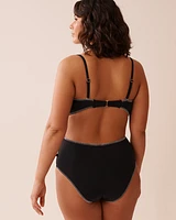 Maillot une-pièce armature en V et découpes SOLID