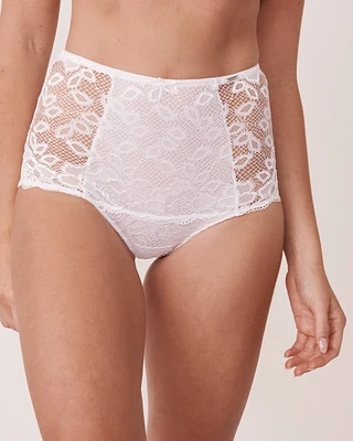 Culotte bikini taille haute dentelle