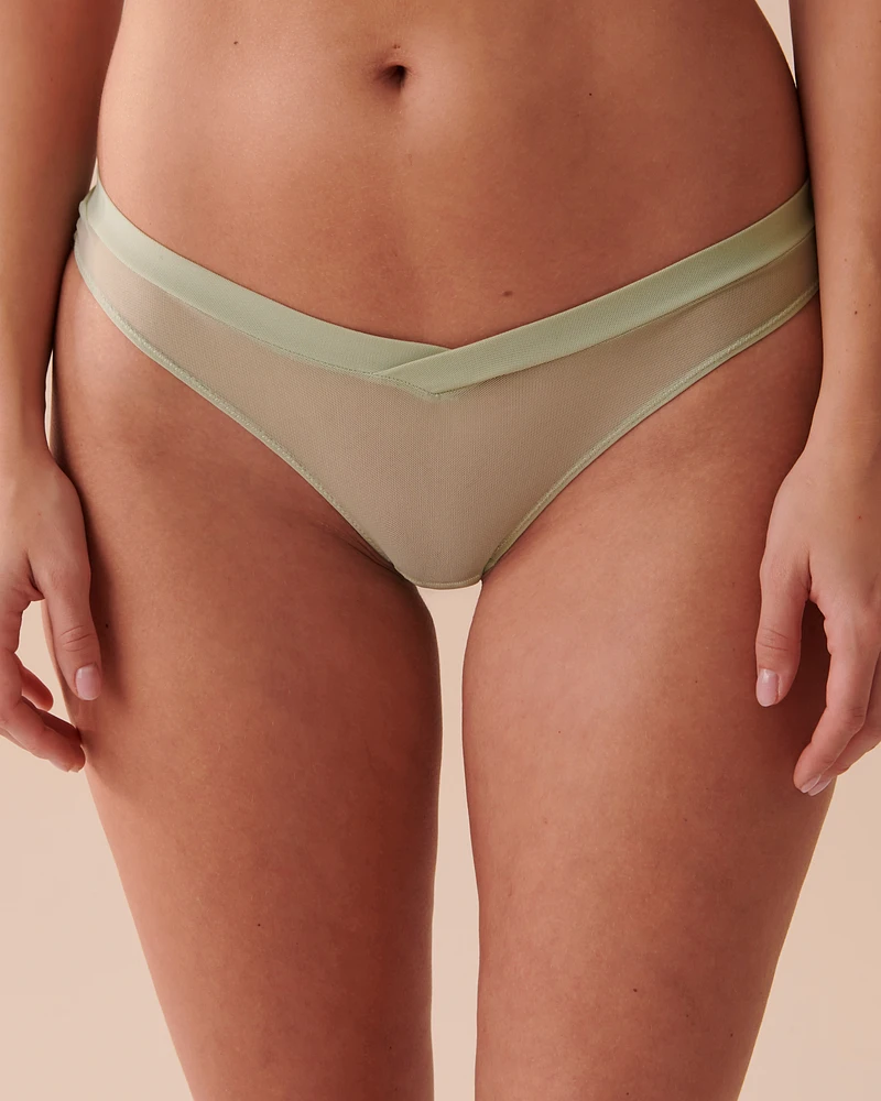 Culotte tanga en résille