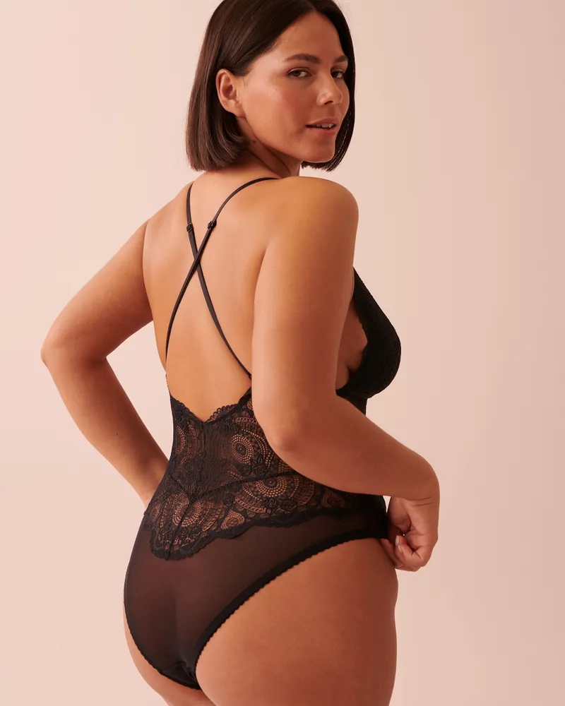 Ardene Lace & Satin Cheeky in Black, Size