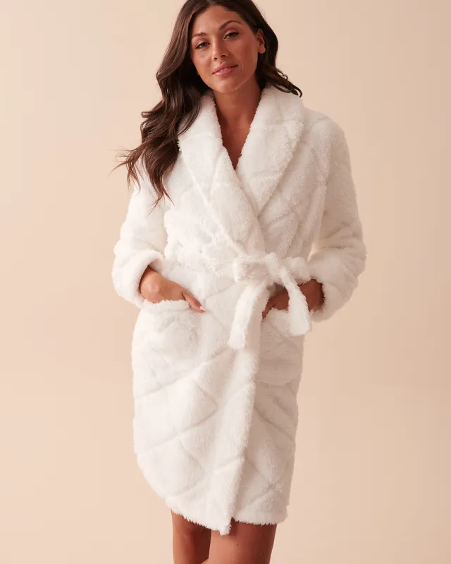 Soft Plush Quilted Effect Robe - Rosy Cheeks