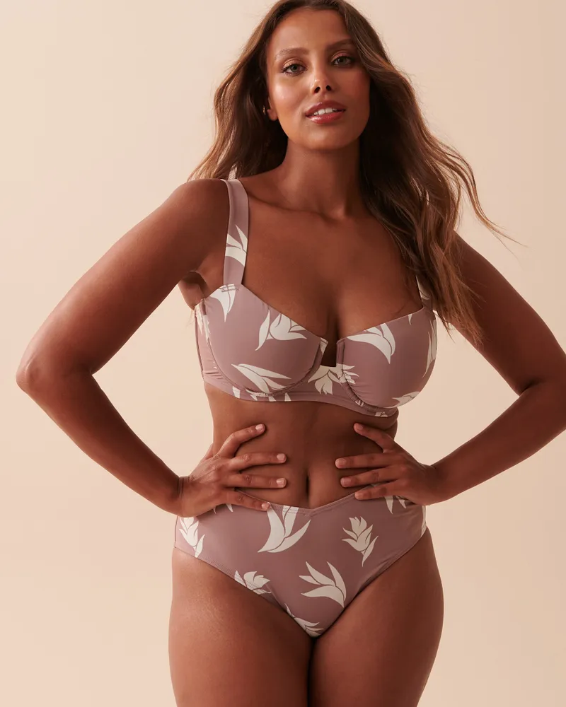 Lucia swimsuit with belt