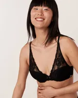 Lightly Lined Deep V-plunge Bra