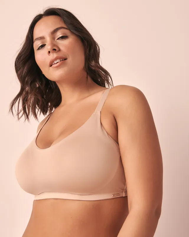 La Vie en Rose Lightly Lined Wireless Seamless Bra Slv-Htr