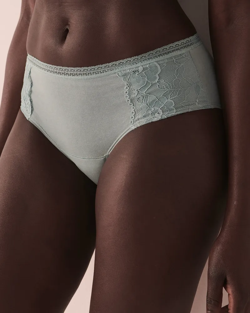 La Vie en Rose Hiphugger Cotton Period Panty by Newex