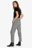 Pantalon Farrow noir à motif floral