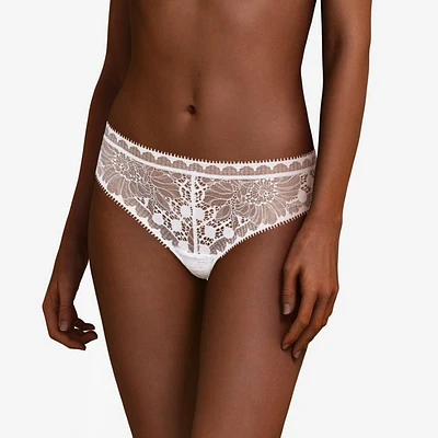 Le tanga Day to Night