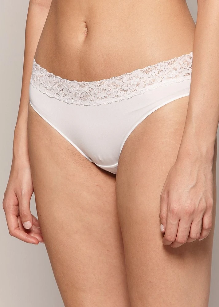 Culotte bikini bande dentelle (3 pour 36$)